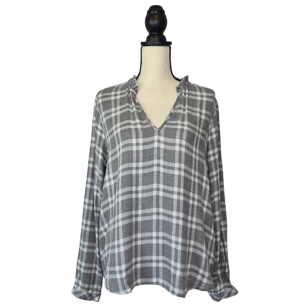 Anthropologie Cloth & Stone Gray Plaid Pullover Ruffle V Neck Metallic Top Sz M